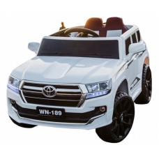 TOYOTA D-189 კაუჩუკის საბურავებით.ტყავის სკამით.