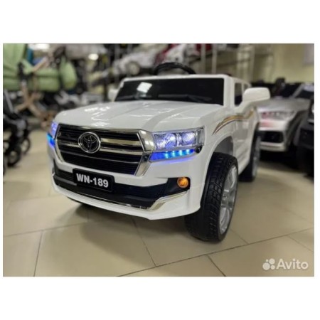 TOYOTA D-189 კაუჩუკის საბურავებით.ტყავის სკამით. D-189-W