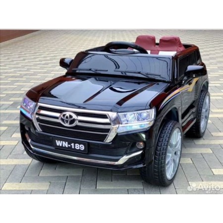TOYOTA D-189 კაუჩუკის საბურავებით.ტყავის სკამით. D-189-B