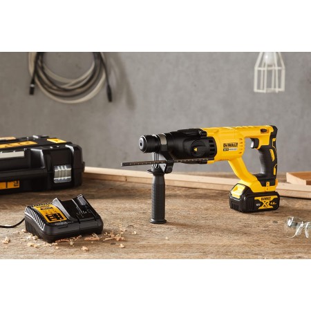 DEWALT პნევმატური დრელი ელემენტზე 18v 4Ah-DCH133M1-QW