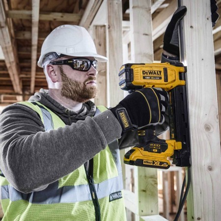 DEWALT ელექტრიკოსის სტეპლერი XR 18V ​​Li ION 2.0Ah-DCN701D2-QW