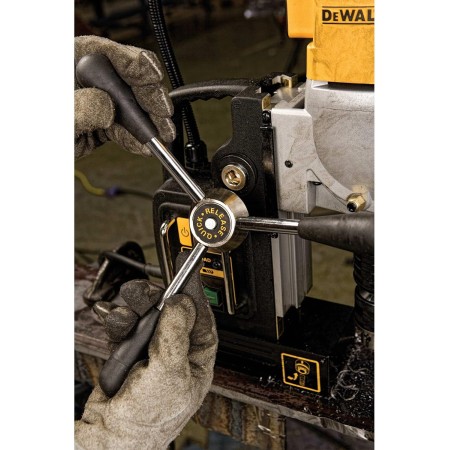 DEWALT ელექტრომაგნიტური ვერტიკალური ბურღი 1200W-DWE1622K-QS