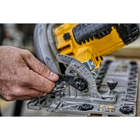 DEWALT ელექტრო მგვალი ცირკული ხერხი 1600ვტ დისკის ზომა 190მმX30მმ ქეისში-DWE576K-QS